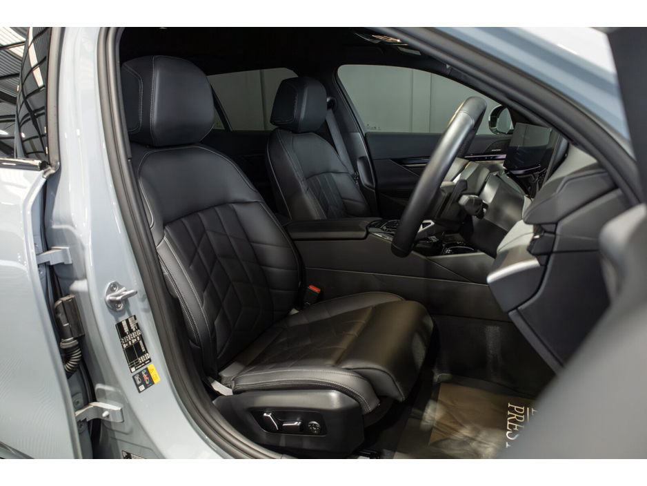 2025 BMW 5 Series 530e M Sport €63,950