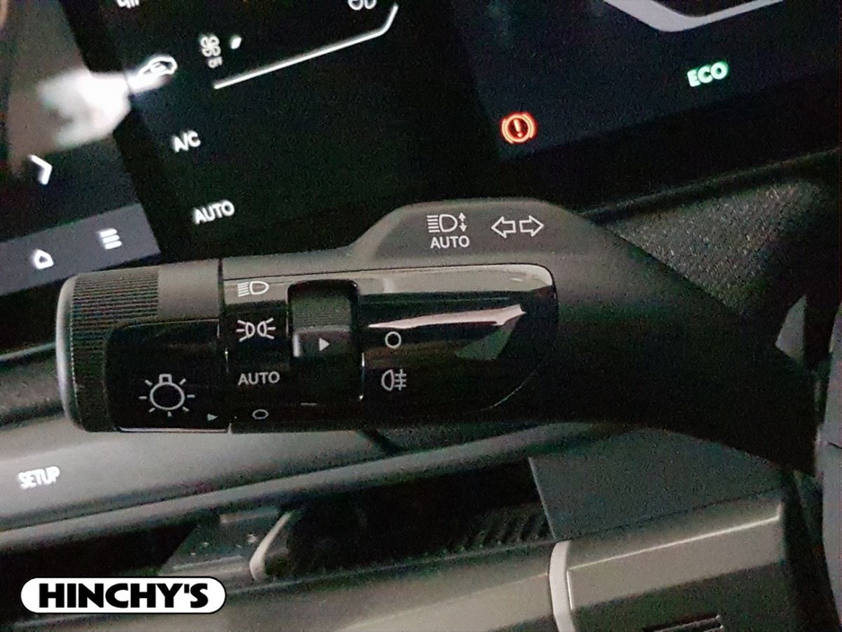 2025 Kia EV3 - image 21