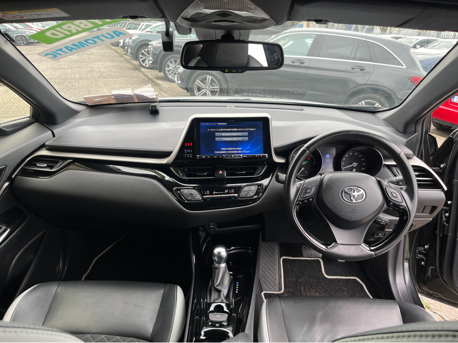 2019 Toyota C-HR - image 13