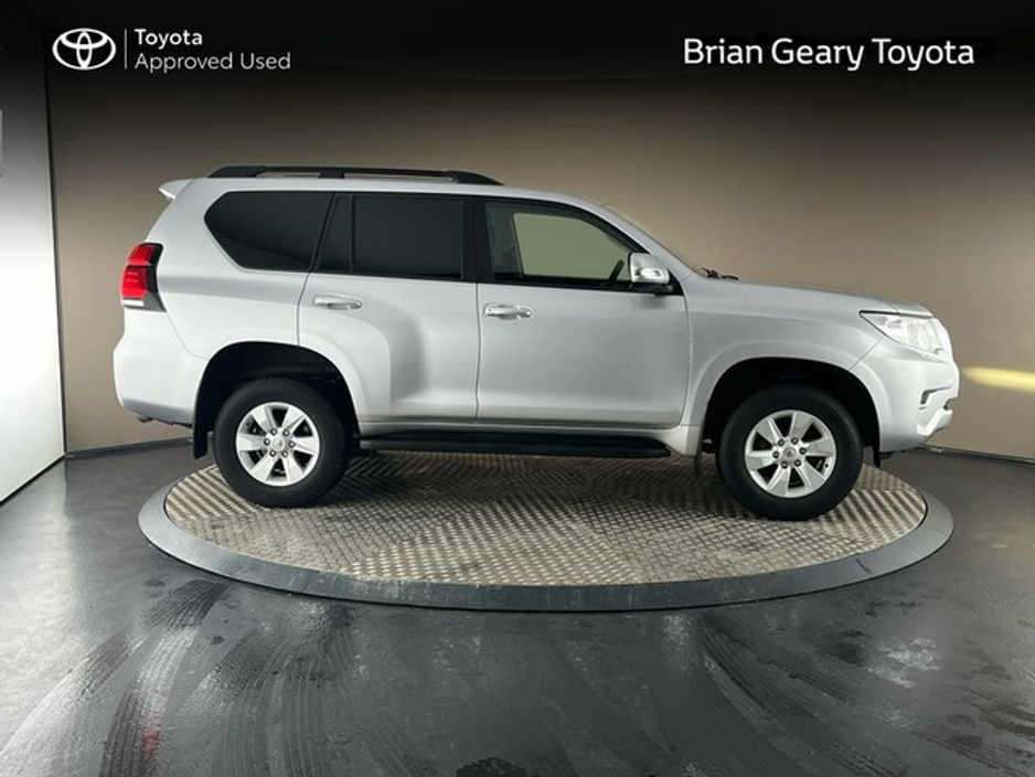 2023 Toyota Landcruiser LWB COMM AUTO €45,487