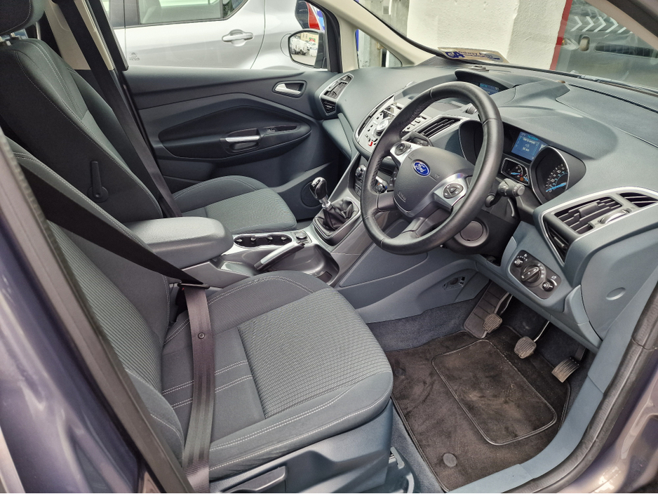 2015 Ford C-Max - image 15