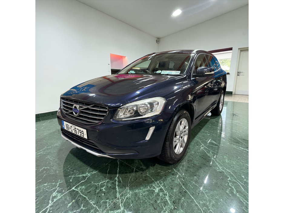 2016 Volvo XC60 - image 11