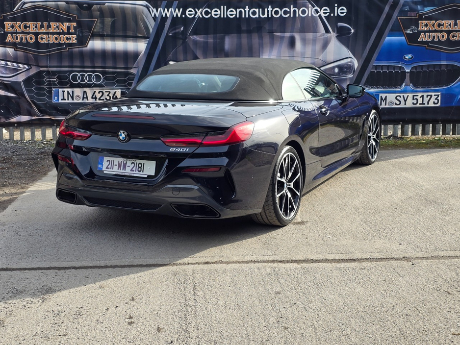2021 BMW 8 Series - image 7
