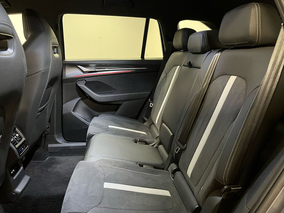 2025 Skoda Kodiaq Sportline IV 1.5TSi PHEV 204BHP - Reversing Camera - Climate Control - Sat Nav - Heated Seats - Keyless Start - Apple CarPlay/Android Auto €53,950