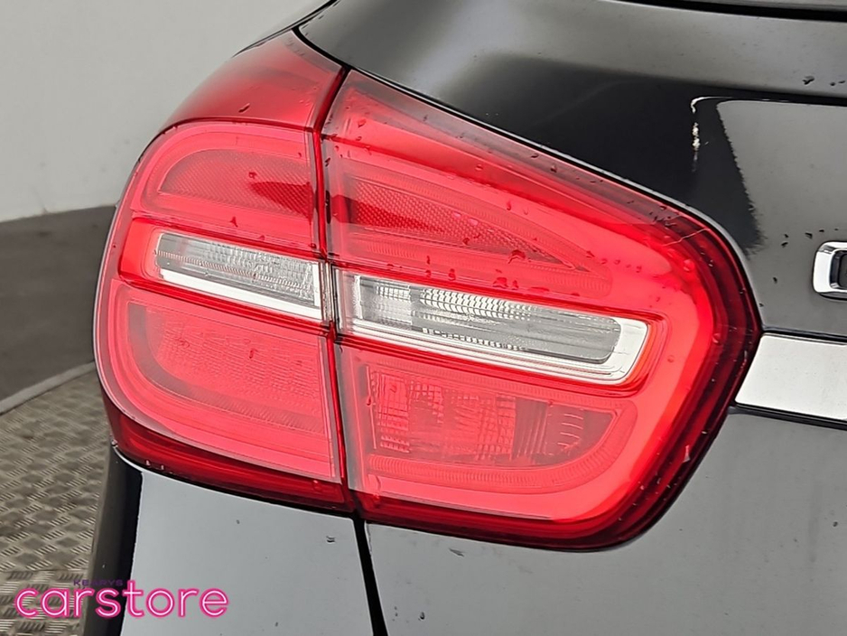 2016 Mercedes-Benz GLA Class - image 16