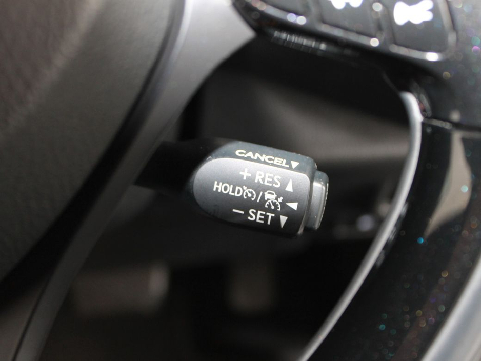 2019 Toyota C-HR - image 22