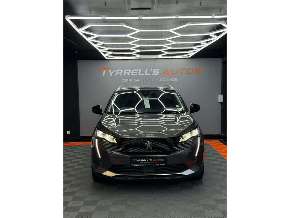 2022 Peugeot 5008 - image 5