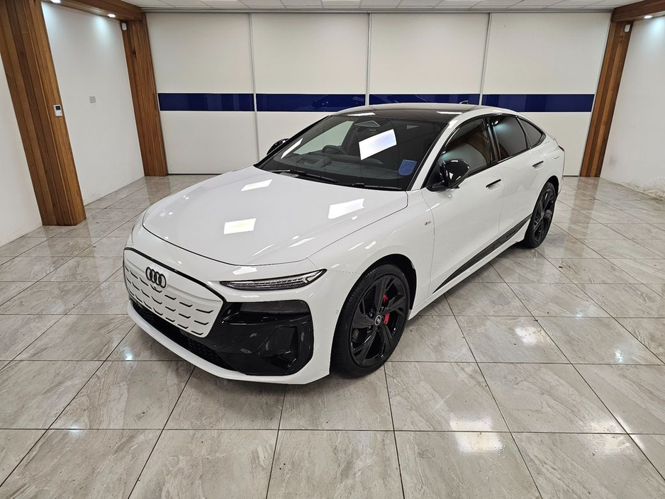 2025 Audi A6 Sportback e-tron - image 2