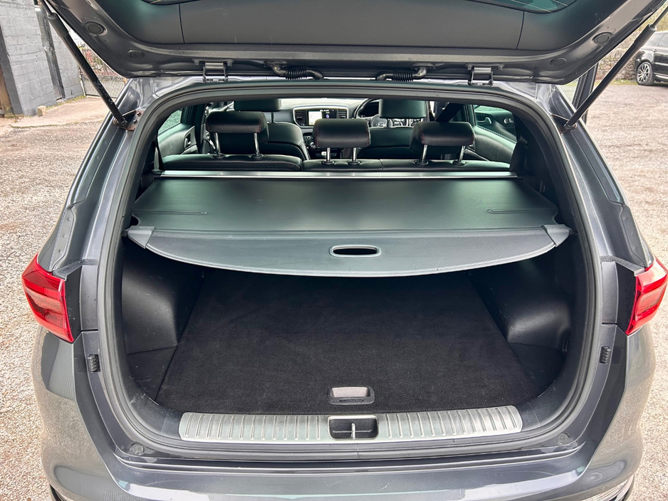 2020 Kia Sportage - image 21