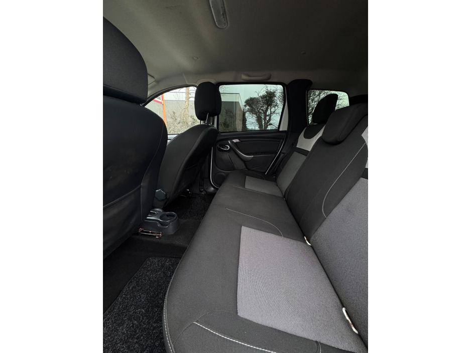 2018 Dacia Duster SIGNATURE 1.5 DCI 110 4 4DR €11,800