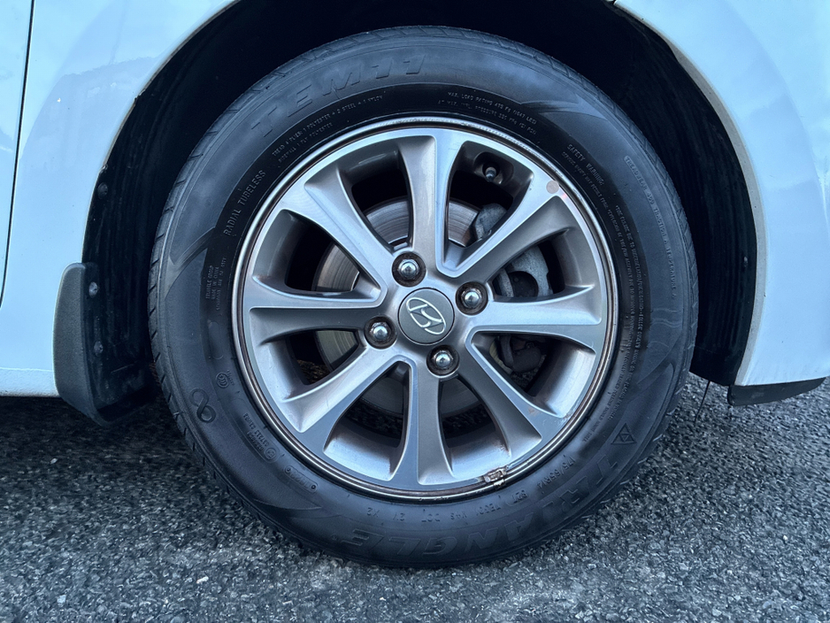 2016 Hyundai i10 DELUXE AUTO 4DR €10,950