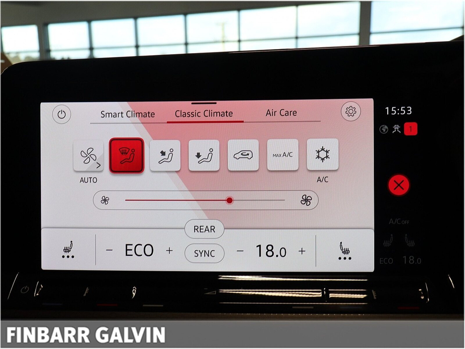 2022 Volkswagen Golf  €27,950