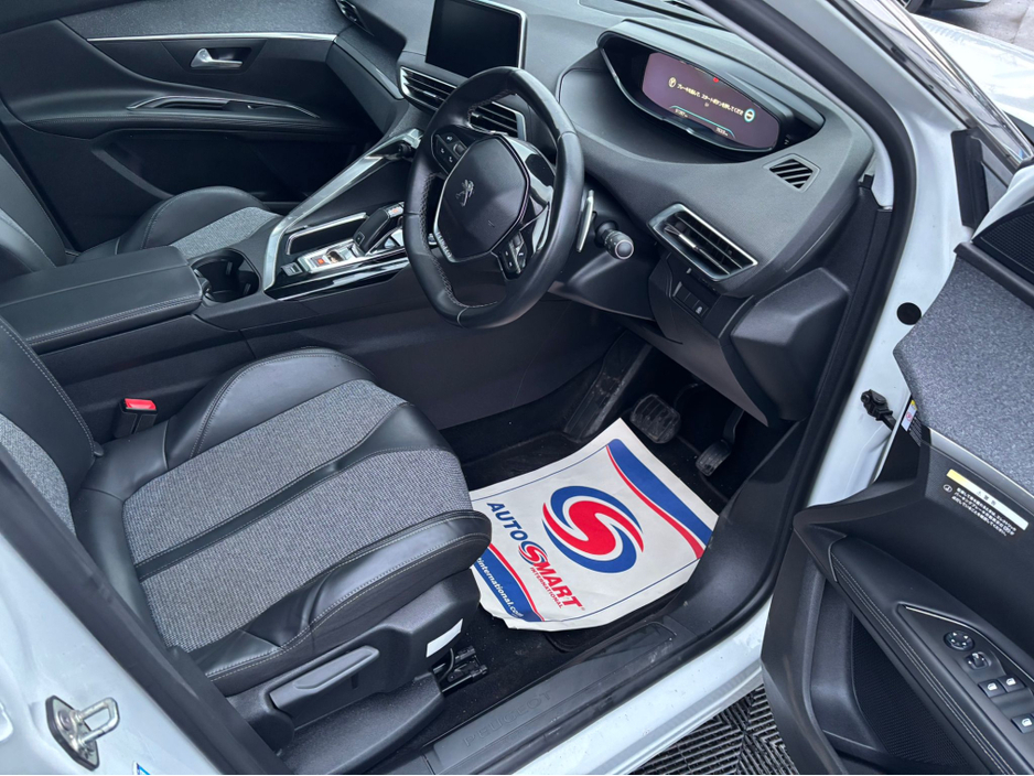 2017 Peugeot 5008 Peugeot 5008, 7 seater, fully loaded with spec €21,900