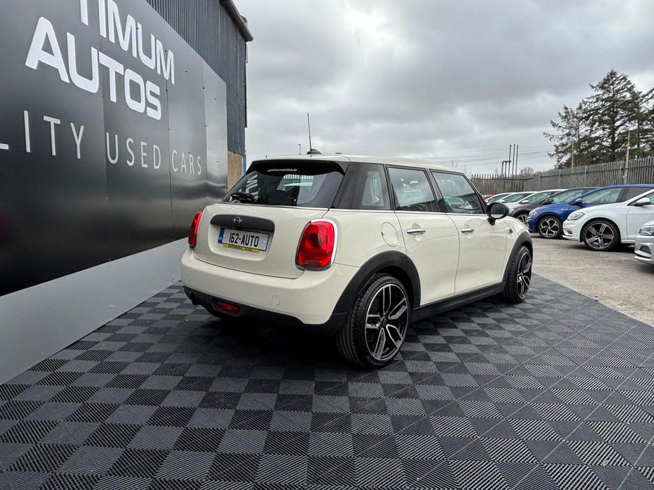 2016 MINI Cooper - image 2