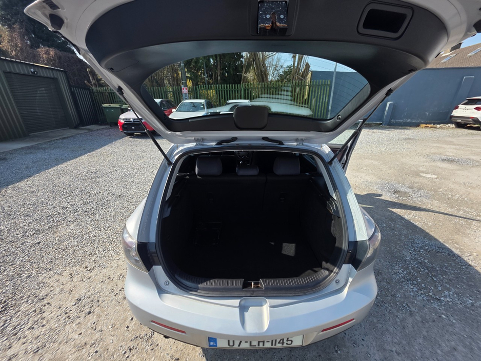 2007 Mazda Mazda3 - image 11