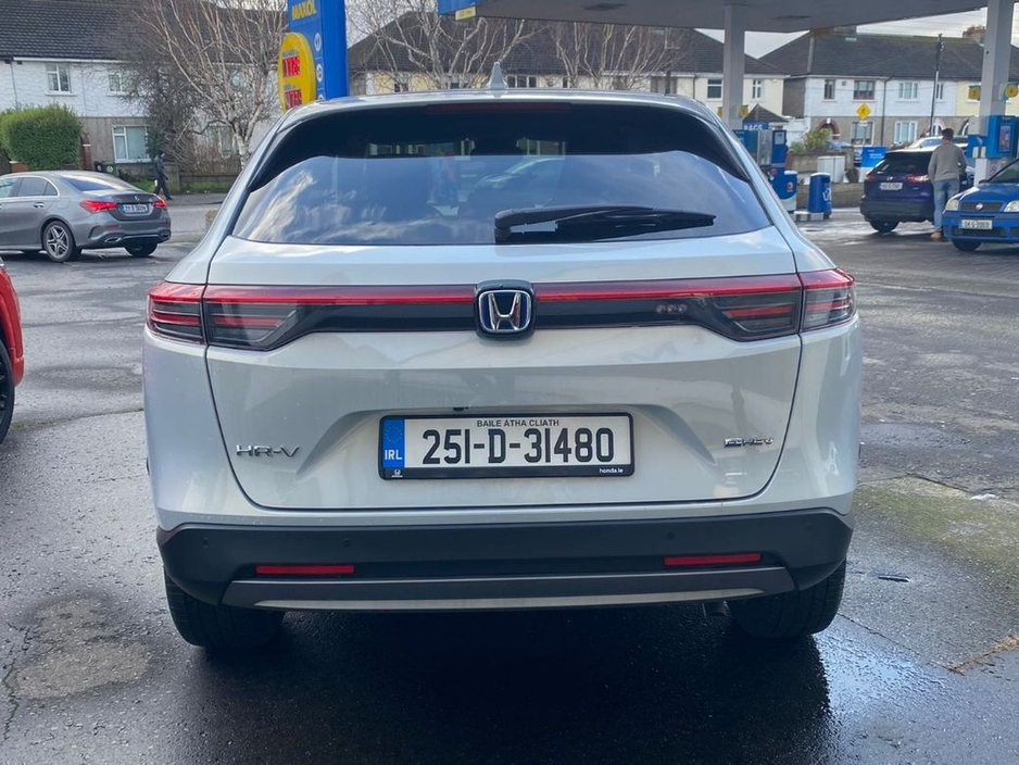 2025 Honda HR-V E:hev Elegance €38,995