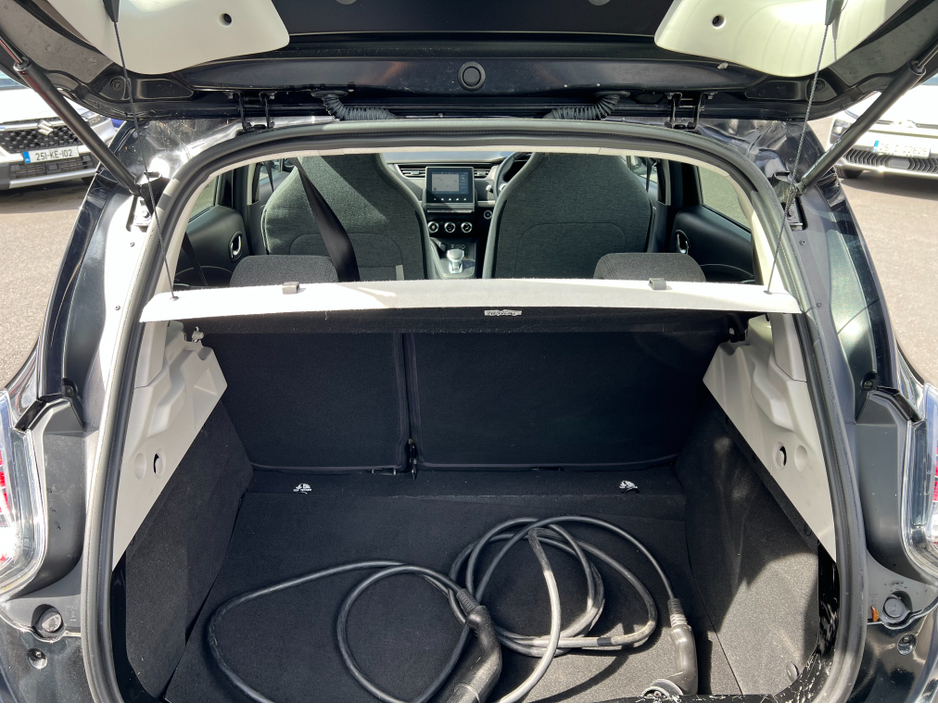 2024 Hyundai i10 - image 12