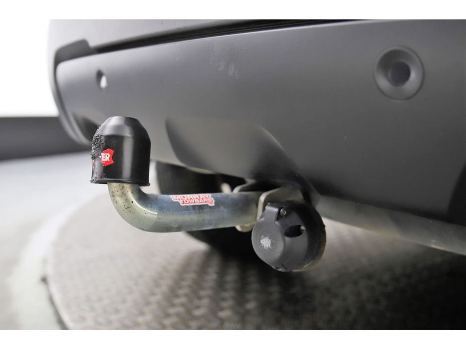 2022 Dacia Duster - image 28