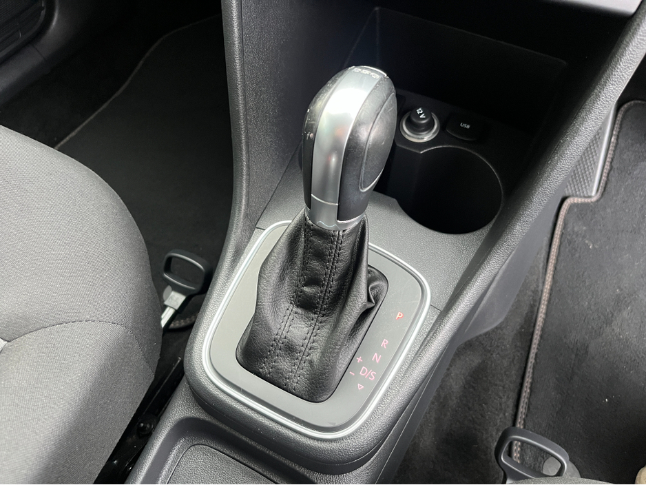 2017 Volkswagen Polo ALLSTAR 1.2 TSI PETROL //HIGH SPEC//IRISH CAR//SAT NAV//REVERSE CAMERA//CARPLAY// €12,950