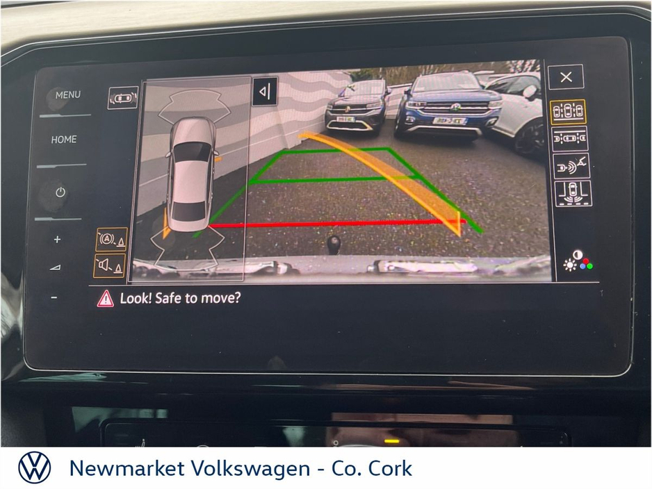 2021 Volkswagen Passat - image 17