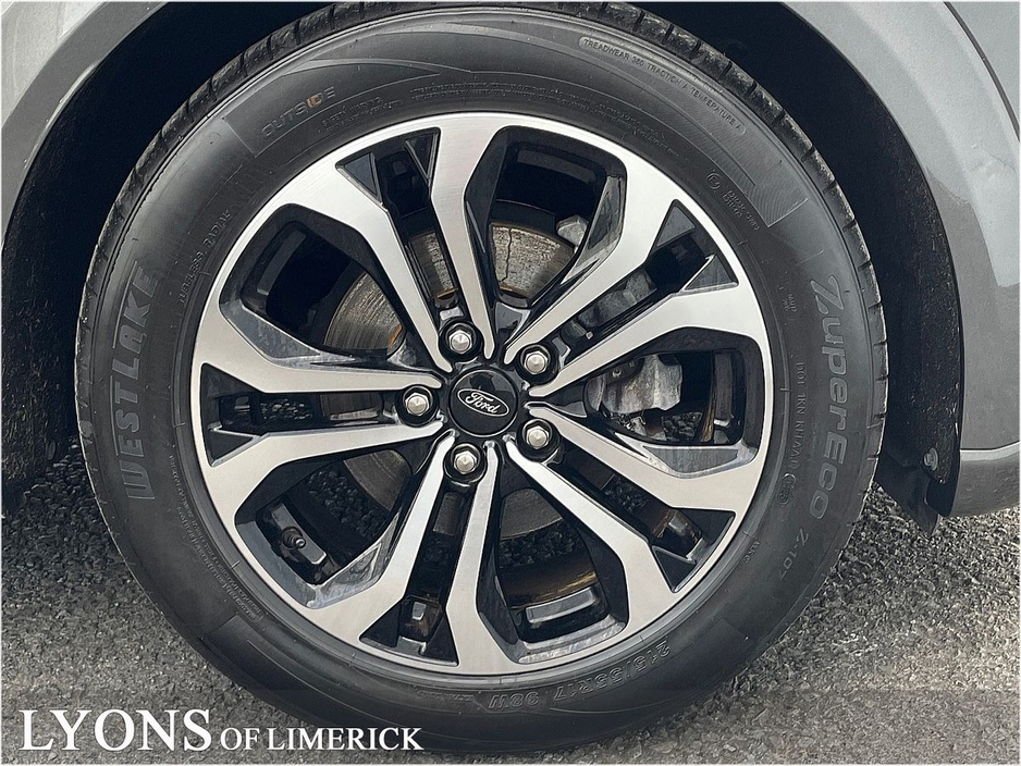 2023 Ford Puma - image 10