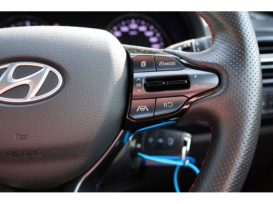 2024 Hyundai i30 - image 10