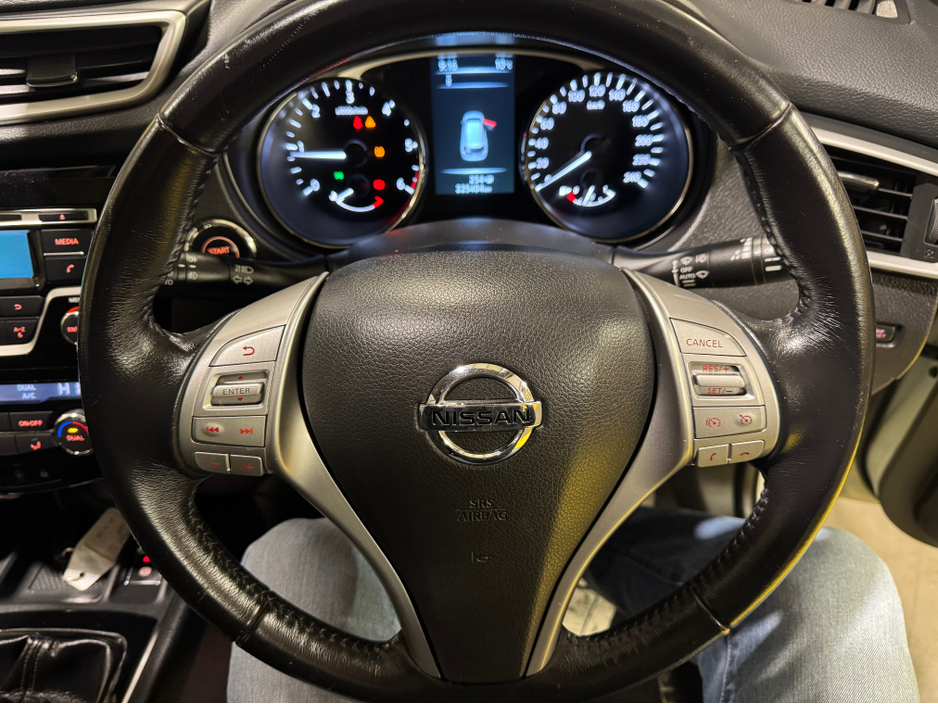 2017 Nissan X-Trail - image 19