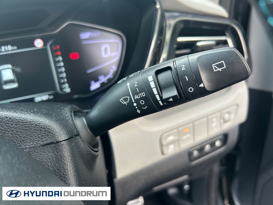 2020 Kia Niro - image 20