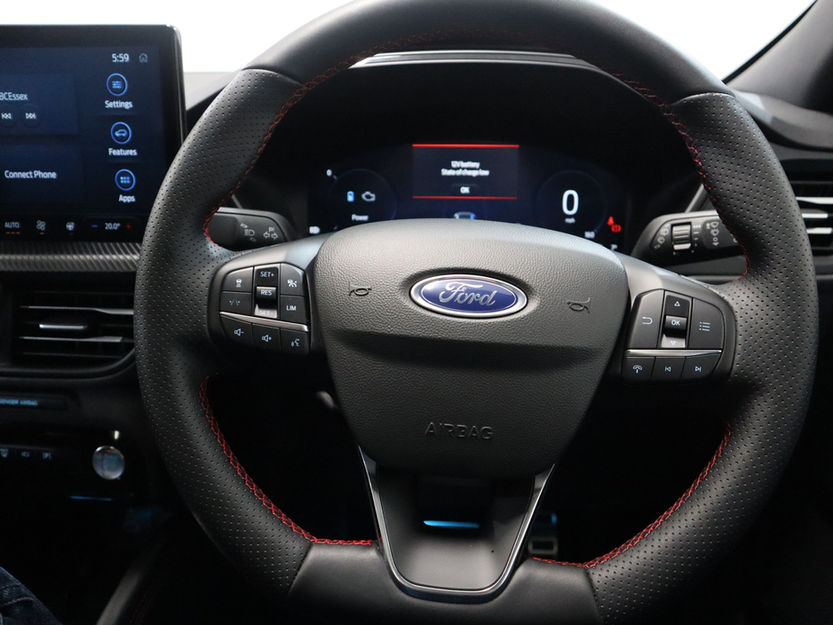 2025 Ford Kuga - image 13