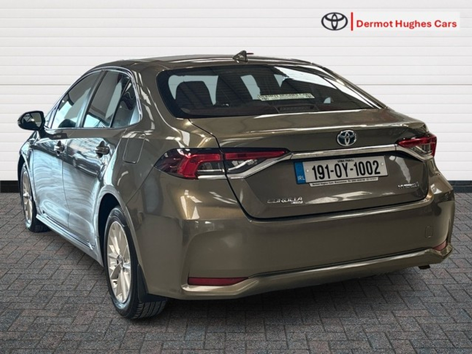 2019 Toyota Corolla - image 2