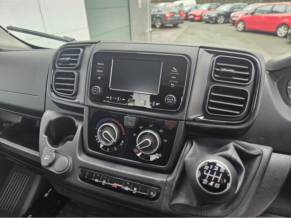 2026 Opel Movano Chassis-cab 2.2 140PS €31,378