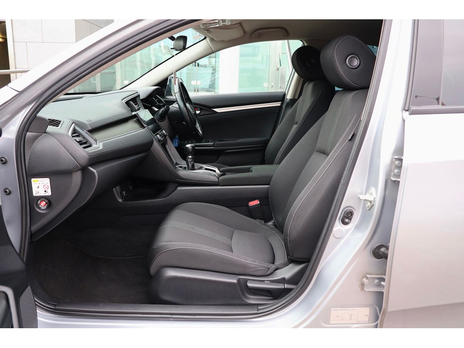 2019 Honda Civic - image 13