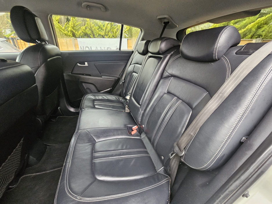 2015 Kia Sportage - image 17