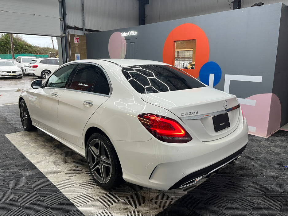 2019 Mercedes-Benz C Class €27950 2019 MERCEDES-BENZ C220D AMG LINE 2.0 / CRUISE CONTROL / ELECTRIC MEMORY & HEATED SEATS / REVERSE CAMERA / PADDLE SHIFTERS €27,950