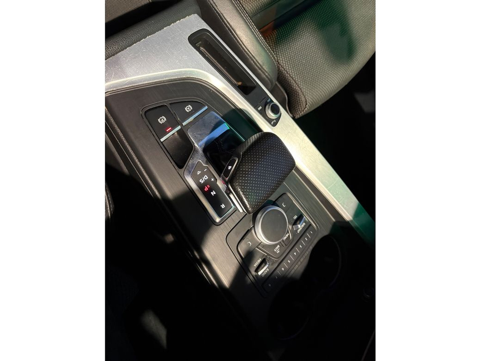 2017 Audi A4 - image 15