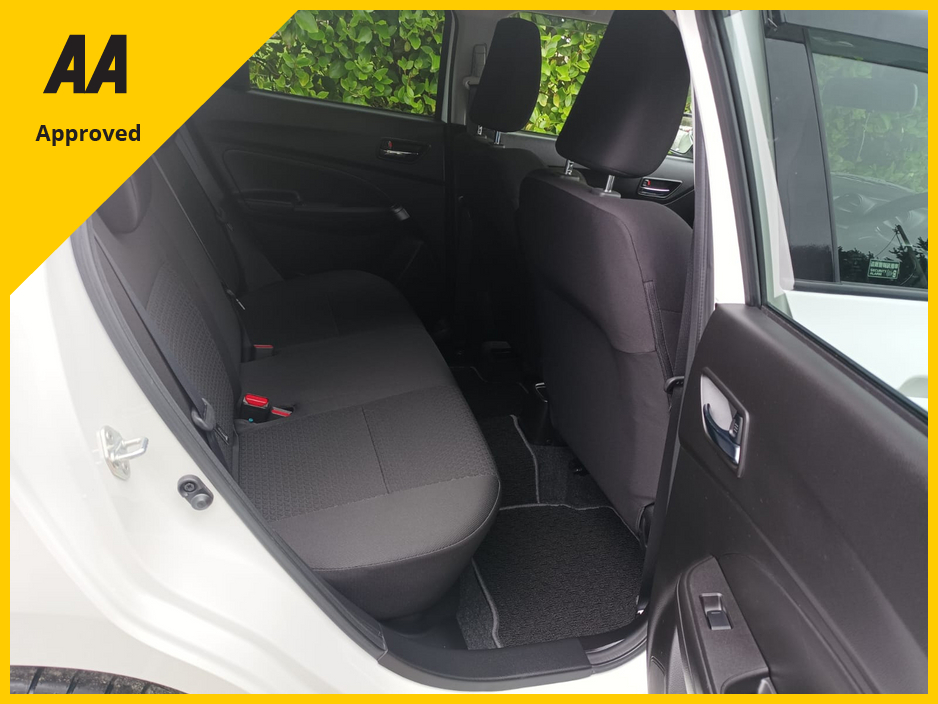 2020 Suzuki Swift - image 14