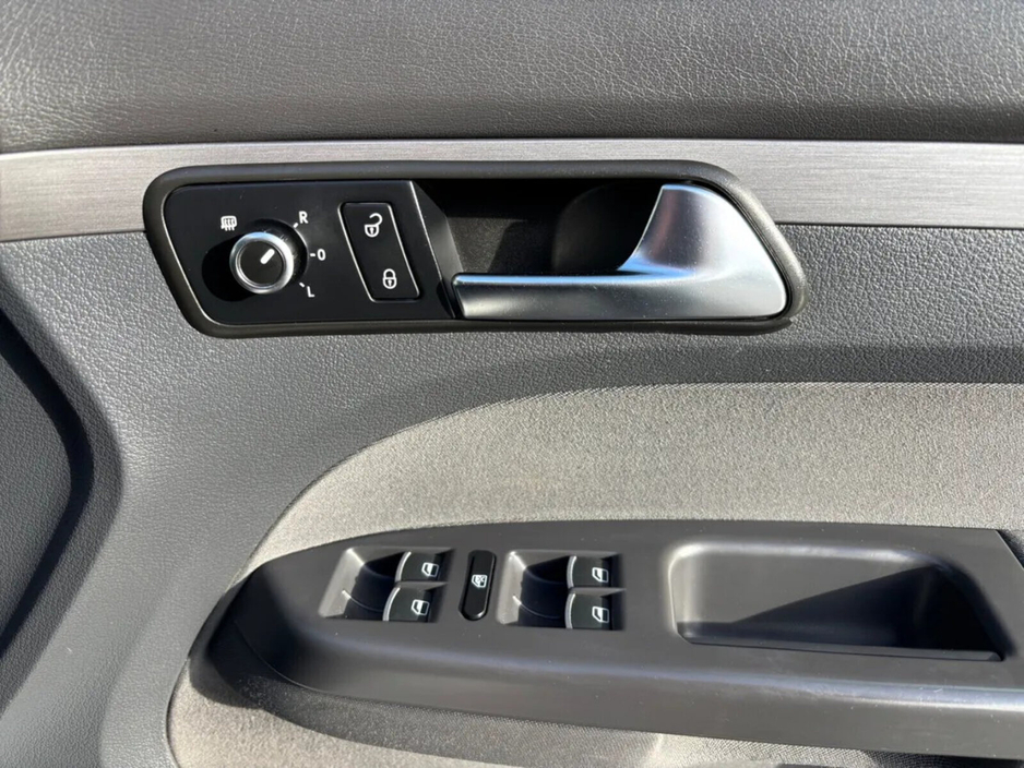 2013 Volkswagen Touran 1.6 TDI 105BHP TRENDLINE BMT TECH 7S €7,000