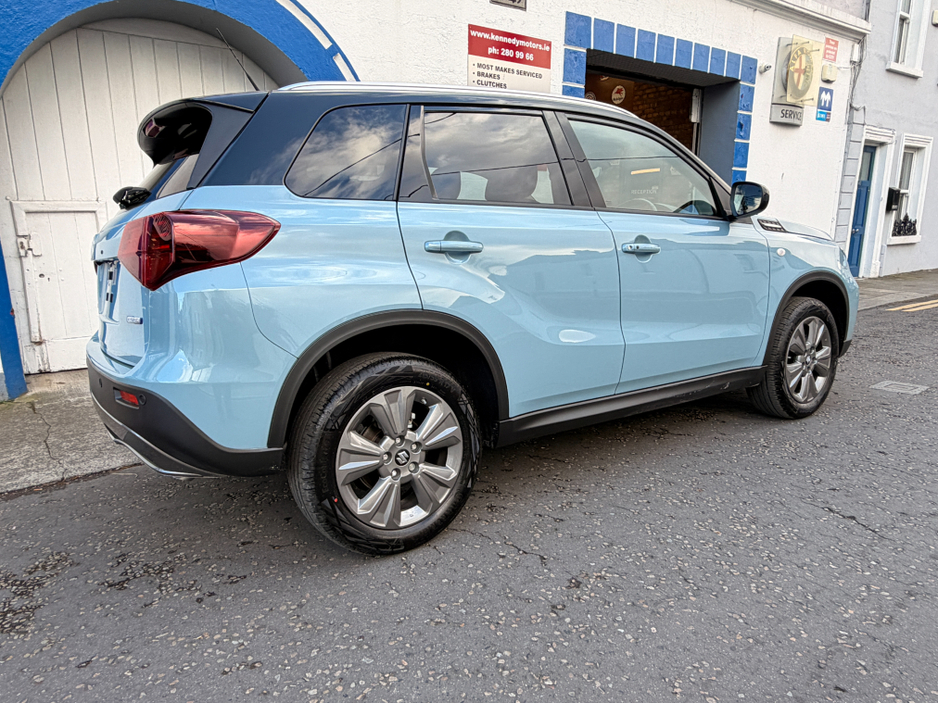 2026 Suzuki Vitara - image 5