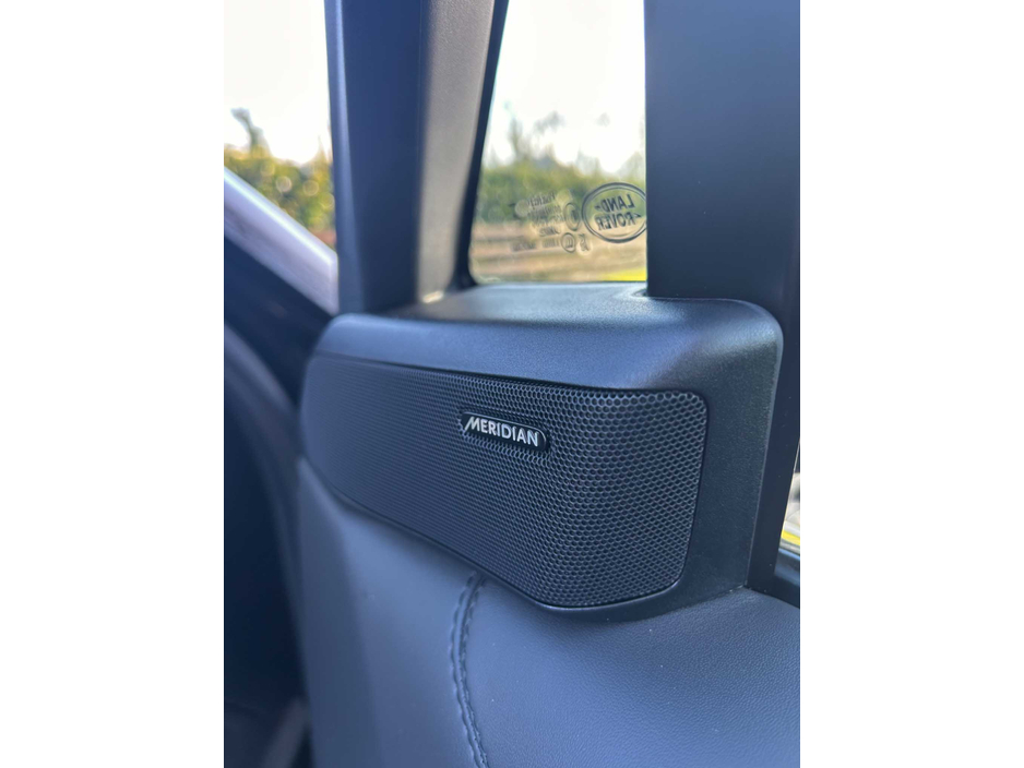 2024 Land Rover Range Rover Sport - image 17