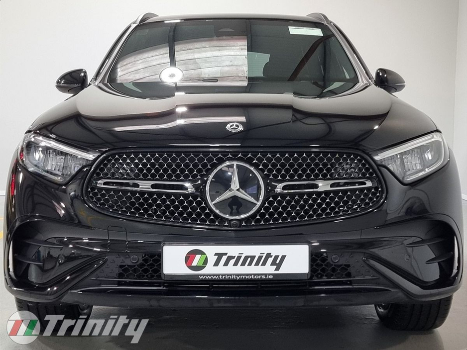 2025 Mercedes-Benz GLC Class - image 12