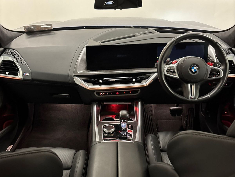 2025 BMW XM - image 4