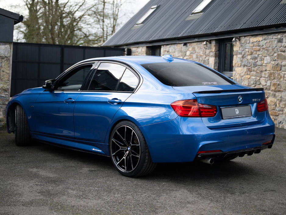 2013 BMW 3 Series - image 6