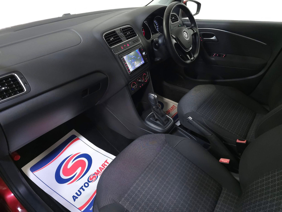 2015 Volkswagen Polo  €10,950