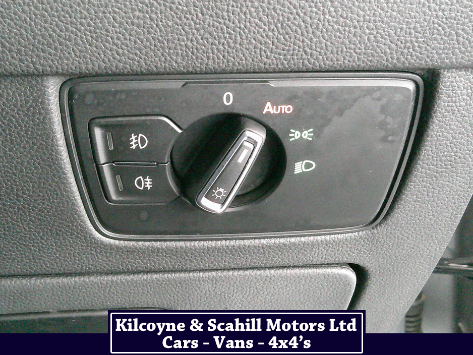 2022 Volkswagen Passat - image 23