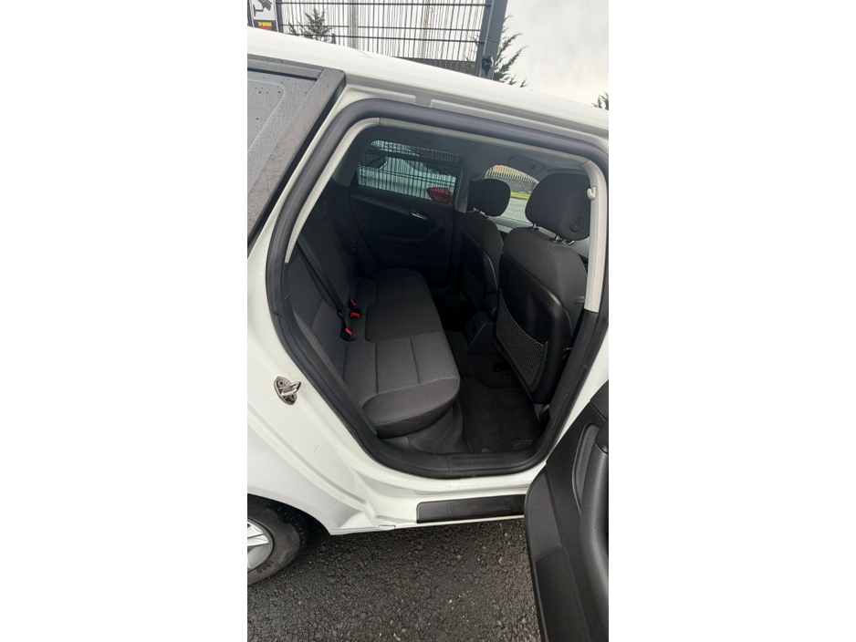 2010 Audi A3 - image 14