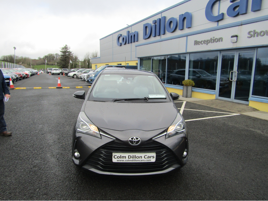 2018 Toyota Yaris - image 4