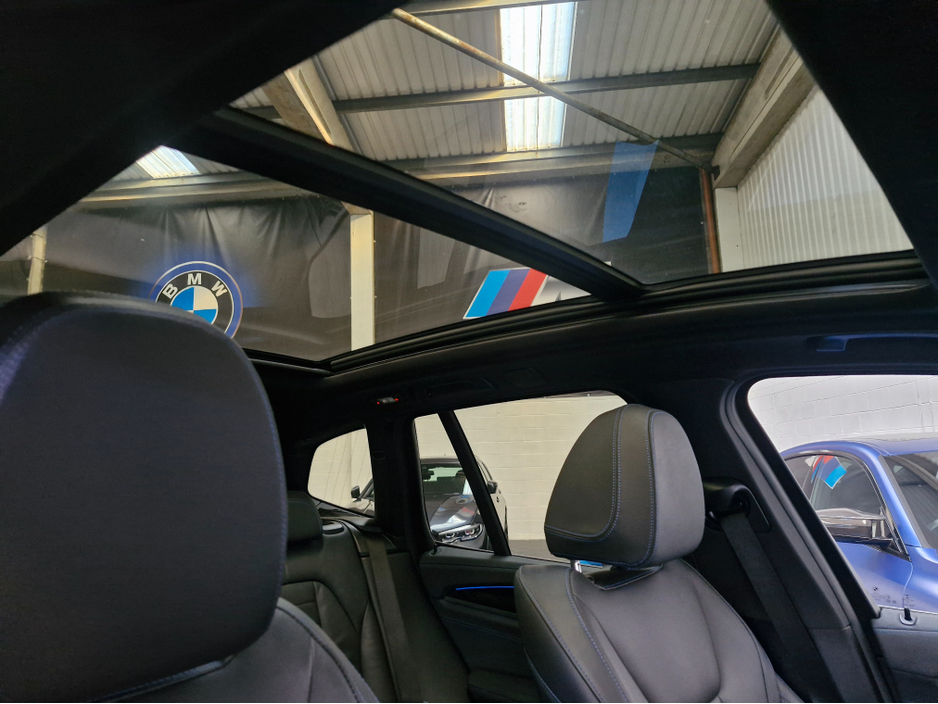 2023 BMW iX3 - image 10