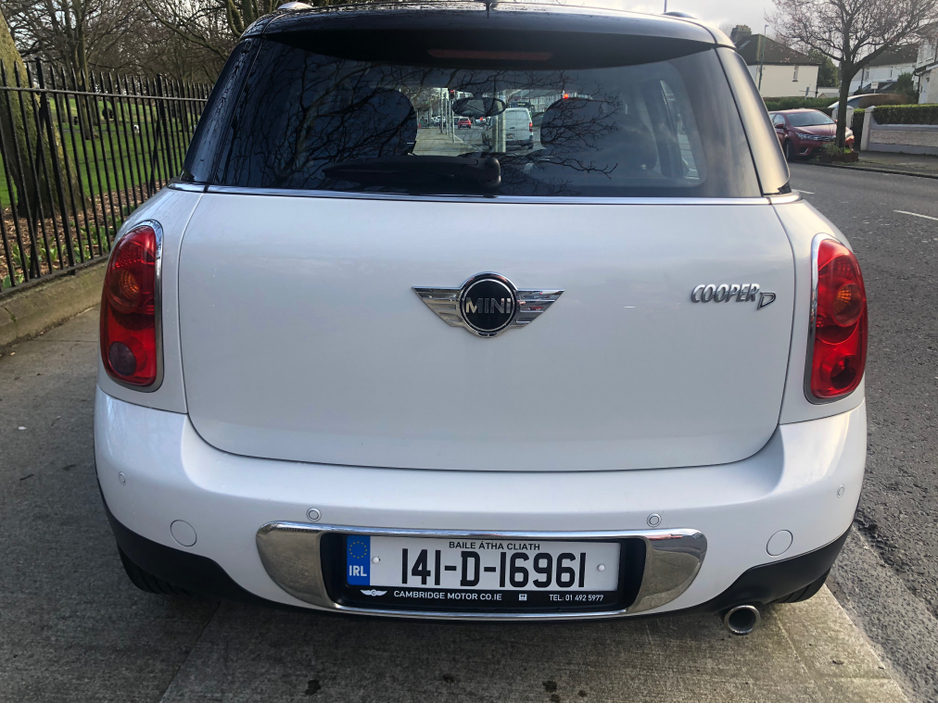 2014 MINI Countryman COUNTRYMAN COOPER DIESEL €9,950