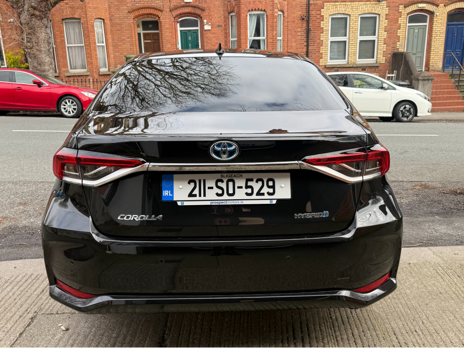 2021 Toyota Corolla - image 6
