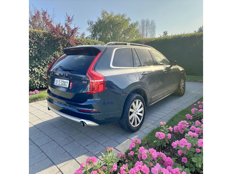 2016 Volvo XC90 - image 8